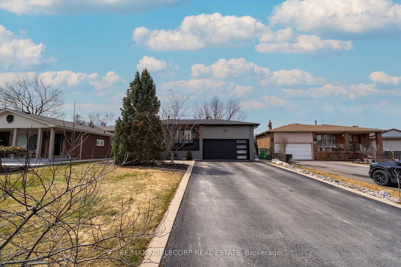 269 Glenwood Cres W, Caledon, L7E 1Z5 | Image 3