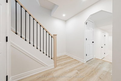 Unit 101 — 895 Maple Avenue — photo 4