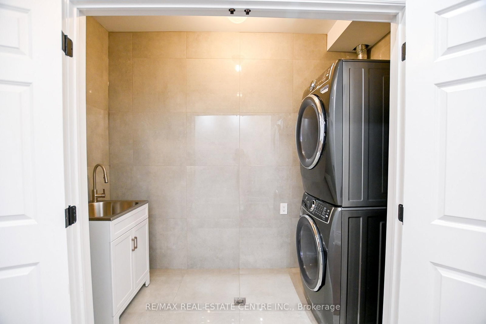 Detached House for sale at 12 Flaherty Lane, Caledon, Ontario, L7K 2P3 - Rural Caledon - MLS: W12922624