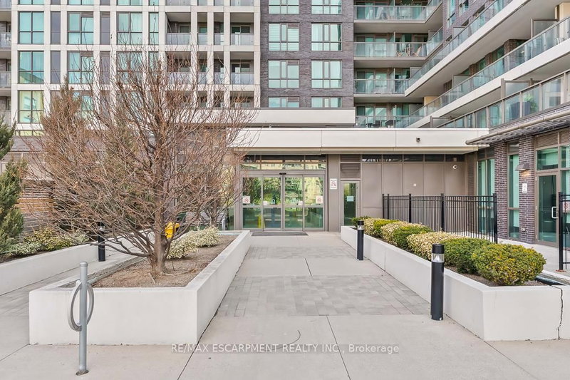 501 - 80 ESTHER LORRIE Dr, Toronto, M9W 4V1 | Image 3