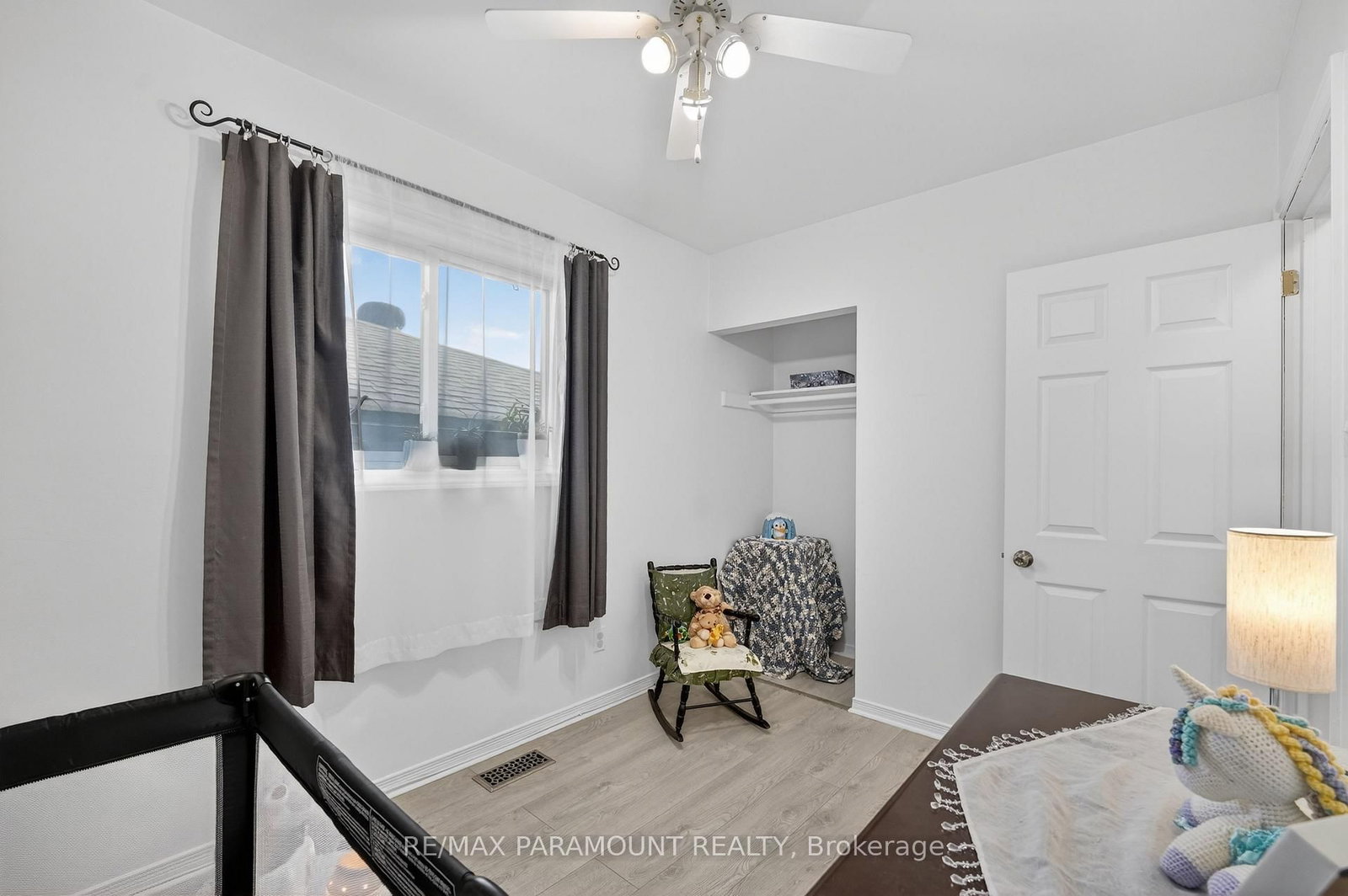 Detached House for sale at 5 Cavendish Crescent, Brampton, Ontario, L6T 1Z3 - Avondale - MLS: W12922956