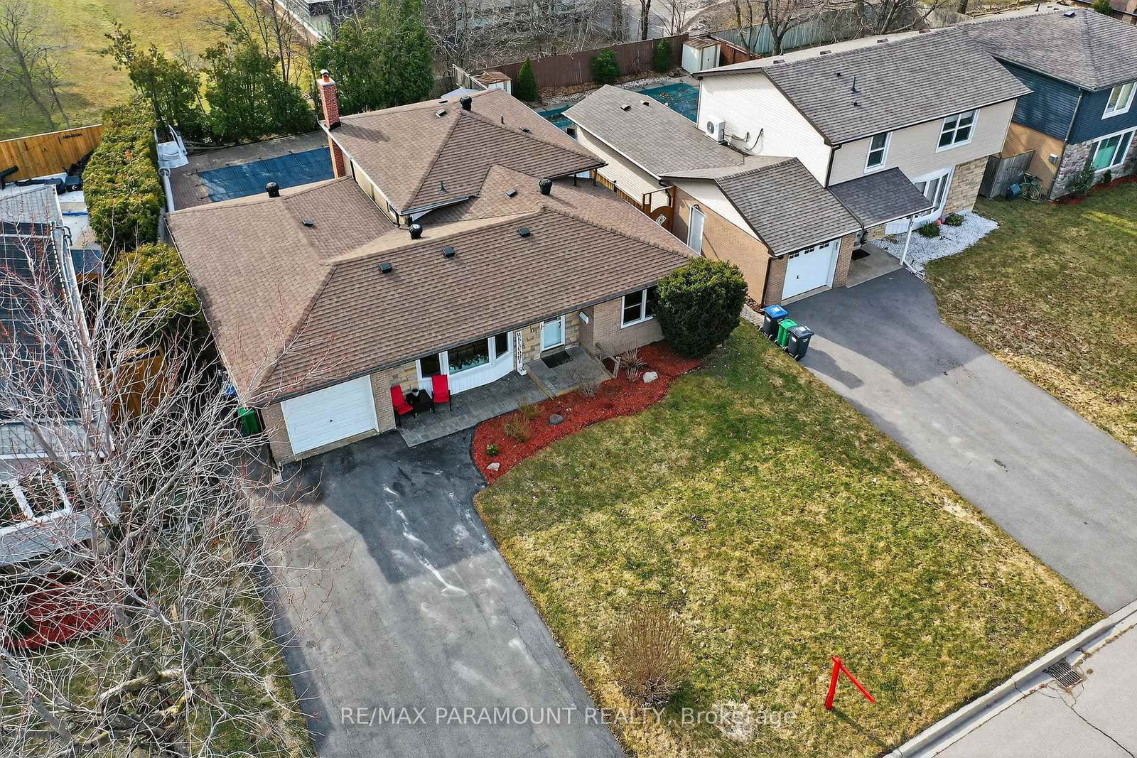 Detached House for sale at 5 Cavendish Crescent, Brampton, Ontario, L6T 1Z3 - Avondale - MLS: W12922956