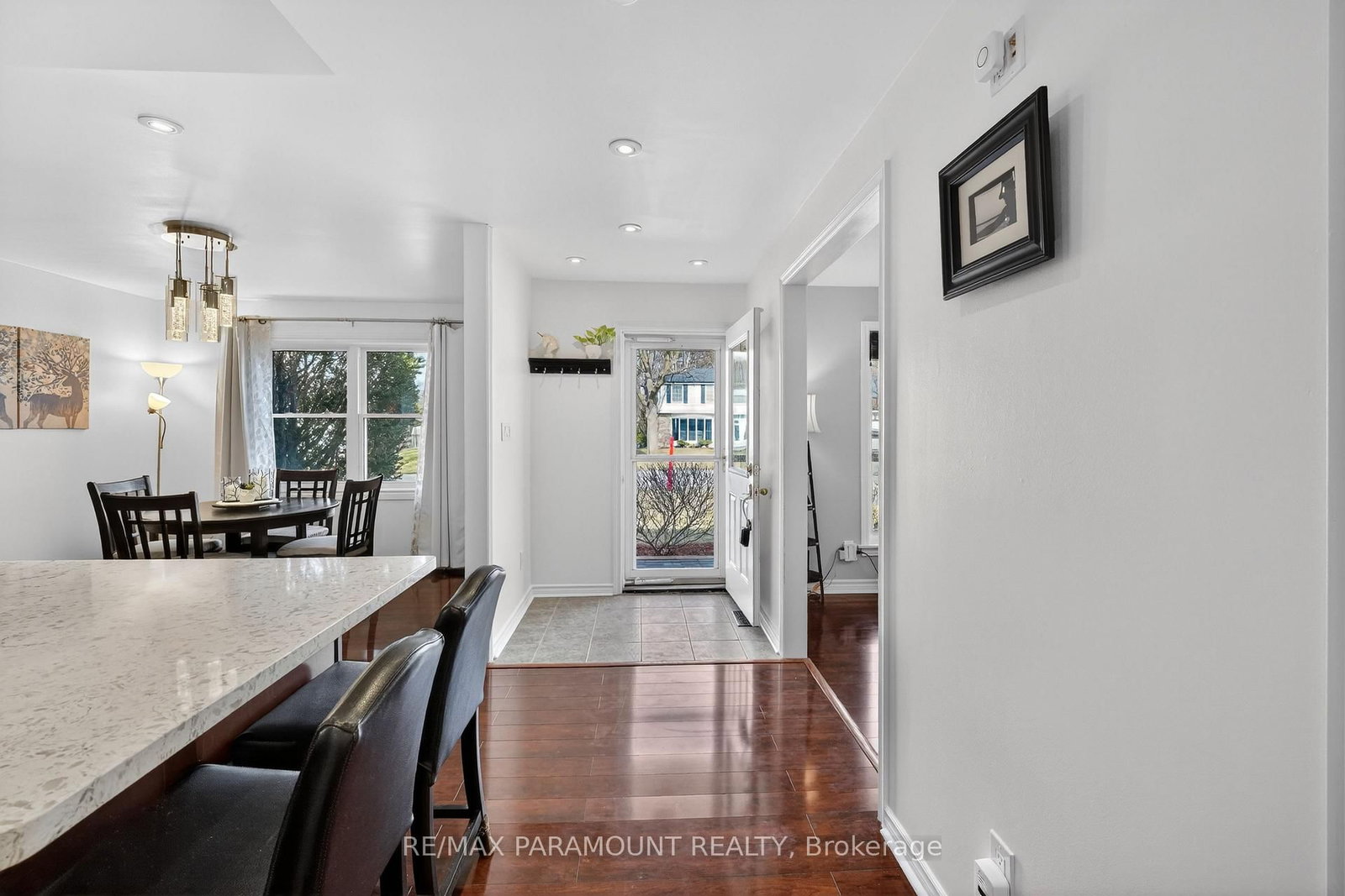 Detached House for sale at 5 Cavendish Crescent, Brampton, Ontario, L6T 1Z3 - Avondale - MLS: W12922956