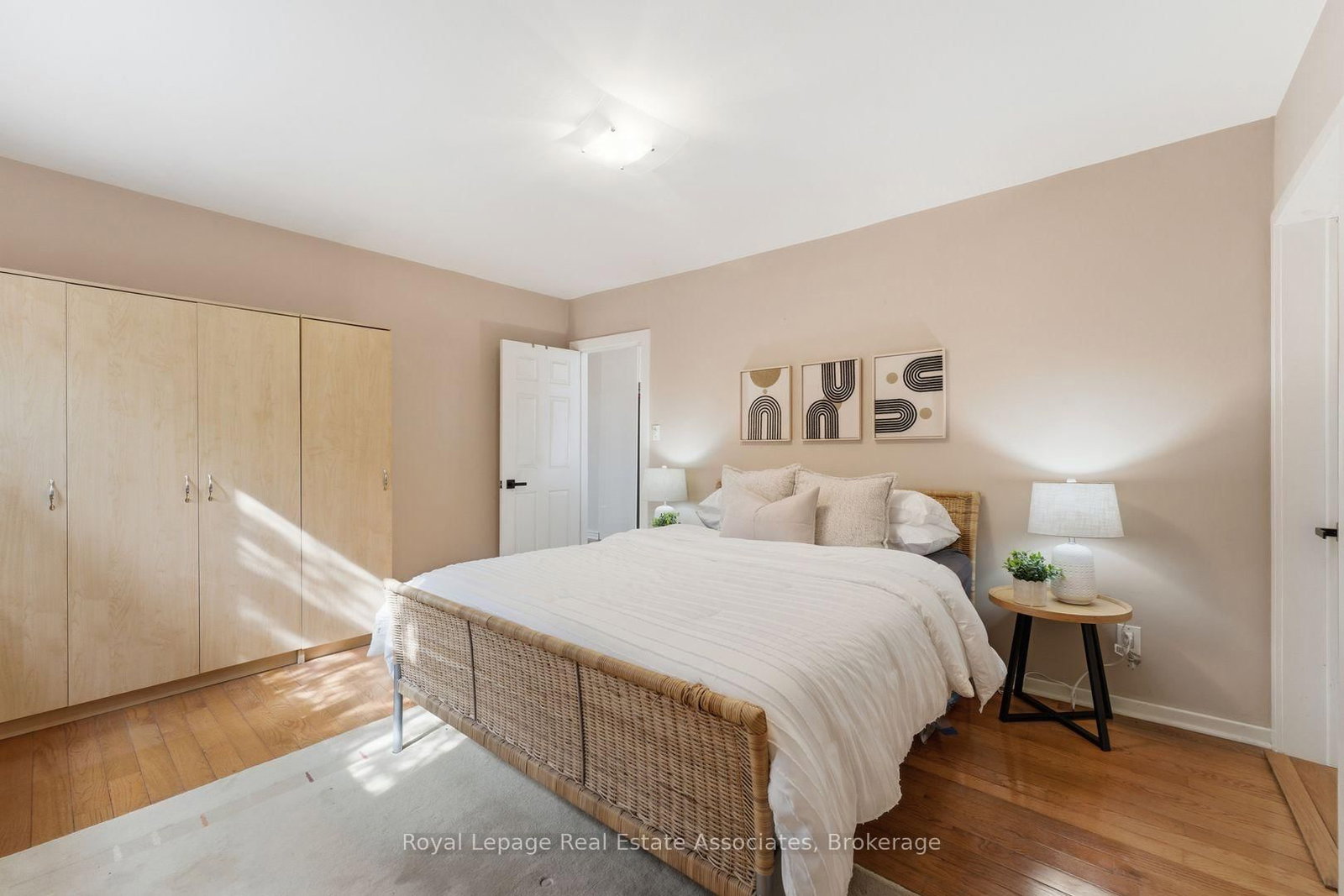 Detached House for sale at 708 Montbeck Crescent, Mississauga, Ontario, L5G 1P3 - Lakeview - MLS: W12923038