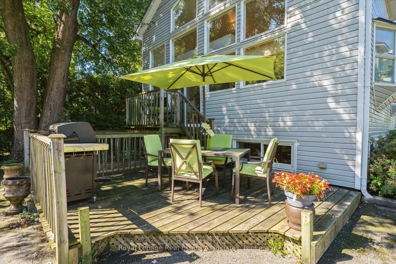 Detached House for sale at 708 Montbeck Crescent, Mississauga, Ontario, L5G 1P3 - Lakeview - MLS: W12923038