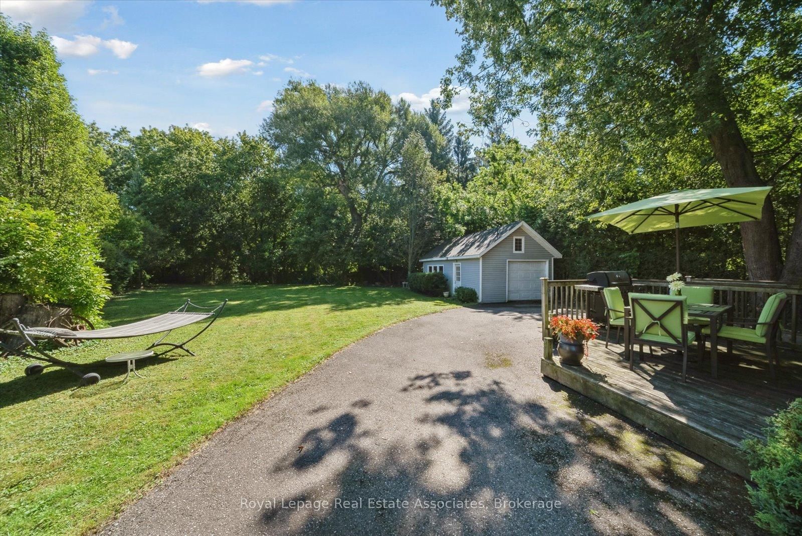 Detached House for sale at 708 Montbeck Crescent, Mississauga, Ontario, L5G 1P3 - Lakeview - MLS: W12923038