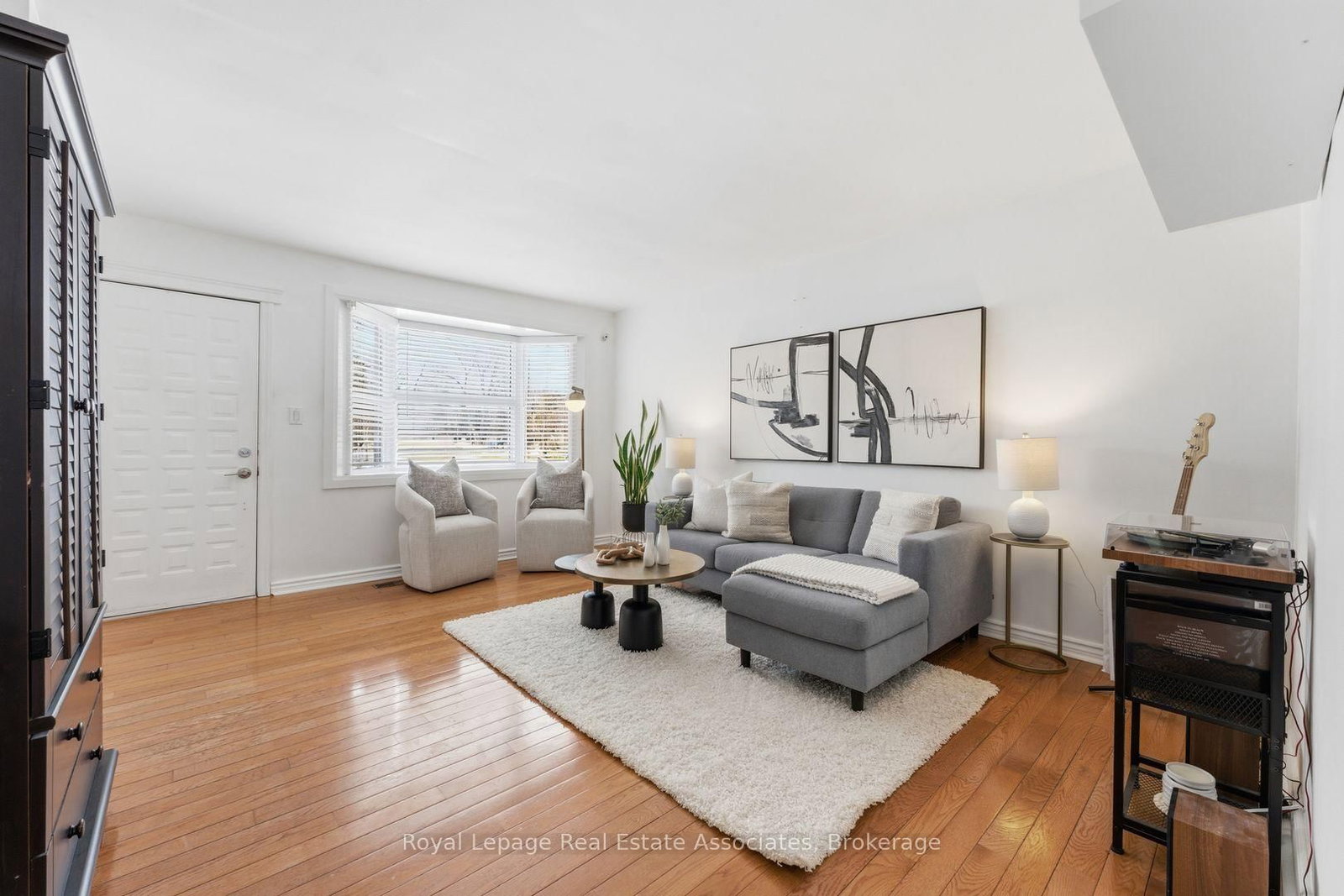 Detached House for sale at 708 Montbeck Crescent, Mississauga, Ontario, L5G 1P3 - Lakeview - MLS: W12923038