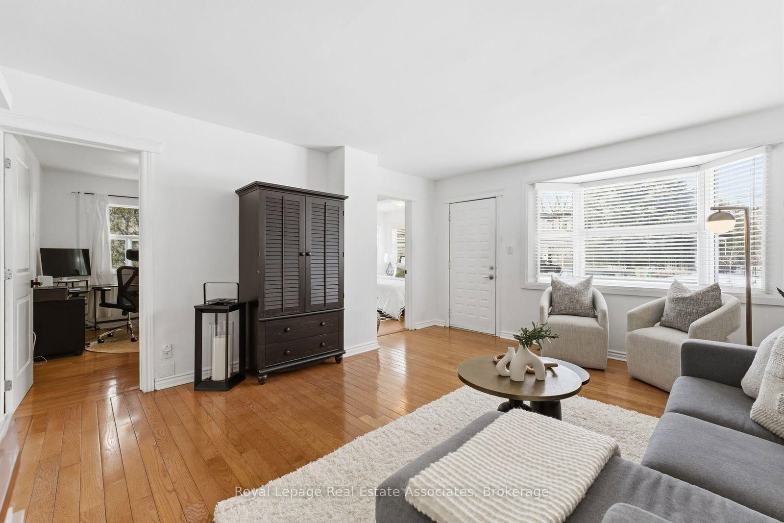 Detached House for sale at 708 Montbeck Crescent, Mississauga, Ontario, L5G 1P3 - Lakeview - MLS: W12923038