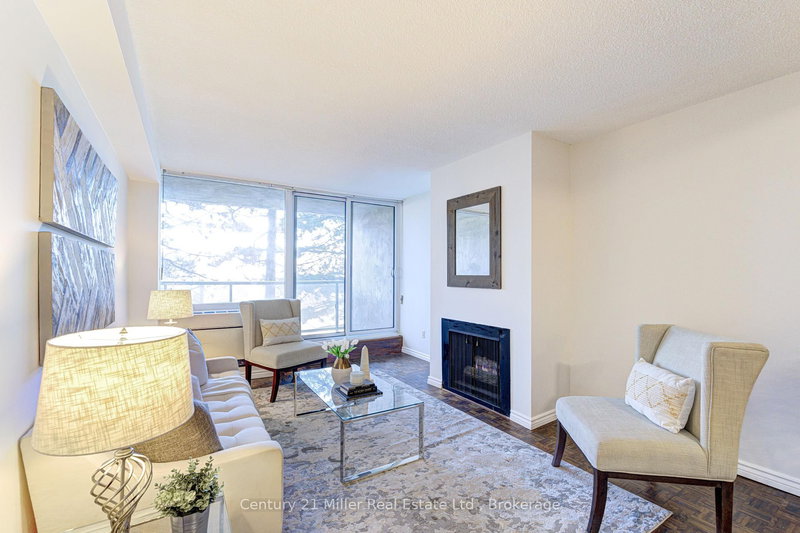 304 - 20 Speers Rd, Oakville, L6K 3R5 | Image 2