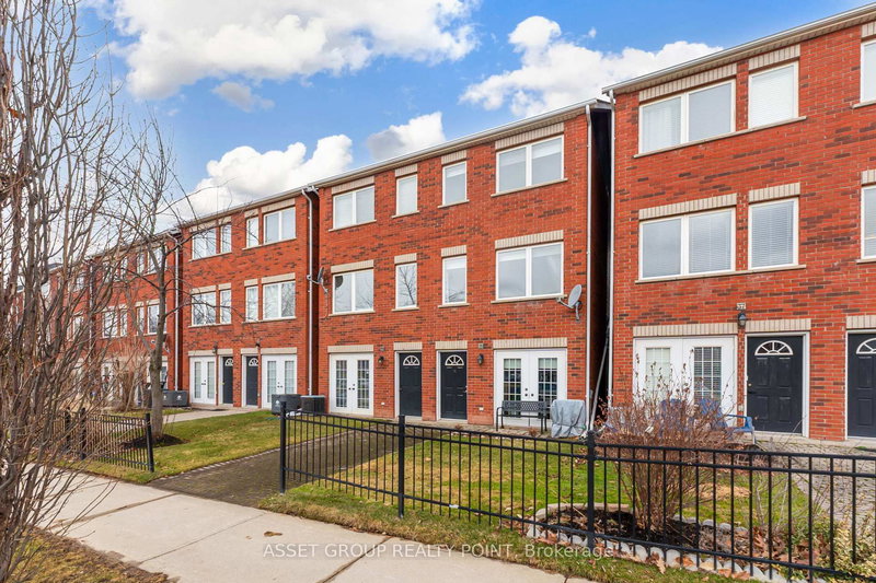 33 - 1751 Lampman Ave, Burlington, L7L 6W3 | Image 3