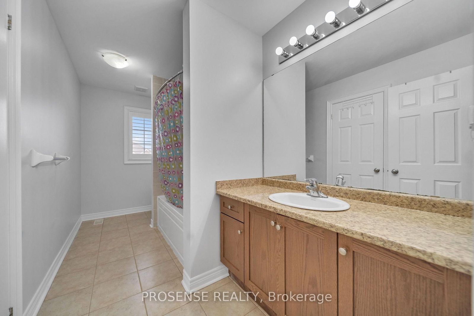 Detached House for sale at 2 Timbercove Road, Brampton, Ontario, L6Y 0W9 - Credit Valley - MLS: W12923376