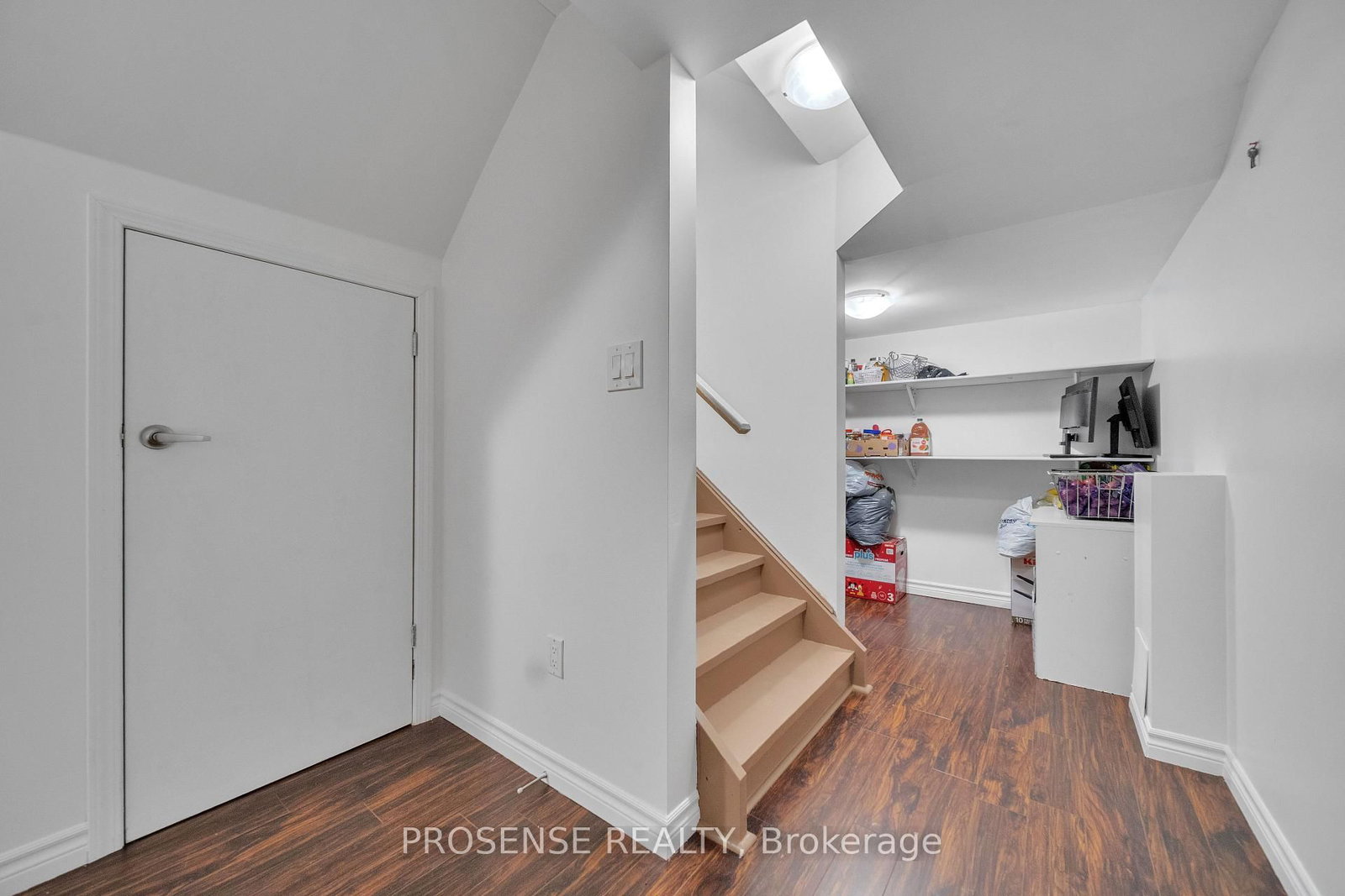 Detached House for sale at 2 Timbercove Road, Brampton, Ontario, L6Y 0W9 - Credit Valley - MLS: W12923376