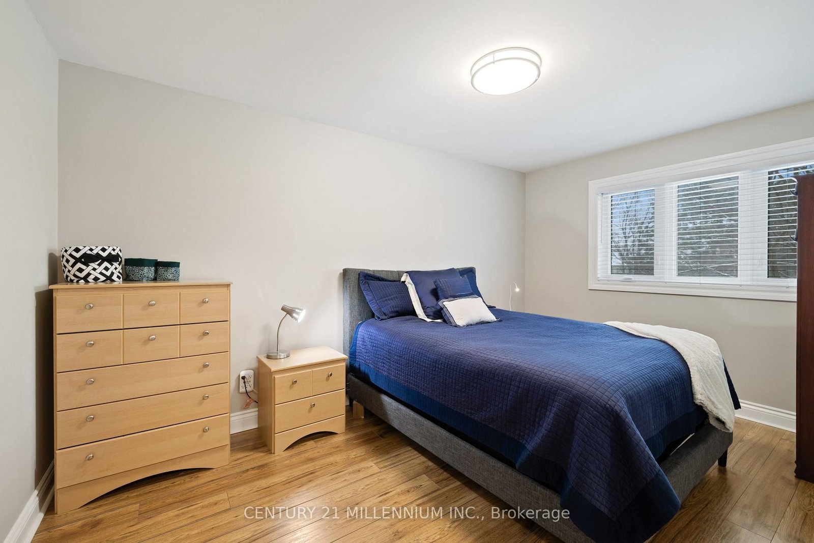 Detached House for sale at 4 Marchmount Crescent, Brampton, Ontario, L6S 2S9 - Central Park - MLS: W12923400