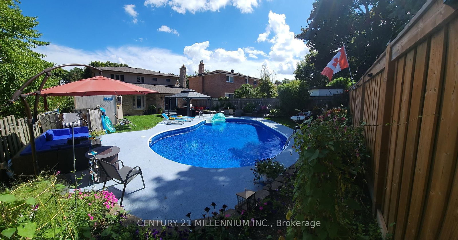 Detached House for sale at 4 Marchmount Crescent, Brampton, Ontario, L6S 2S9 - Central Park - MLS: W12923400