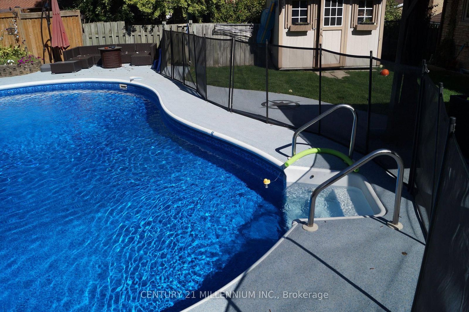 Detached House for sale at 4 Marchmount Crescent, Brampton, Ontario, L6S 2S9 - Central Park - MLS: W12923400