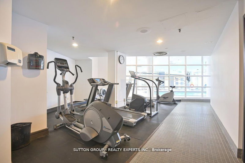 713 - 35 Trailwood Dr, Mississauga, L4Z 3L6 | Image 3