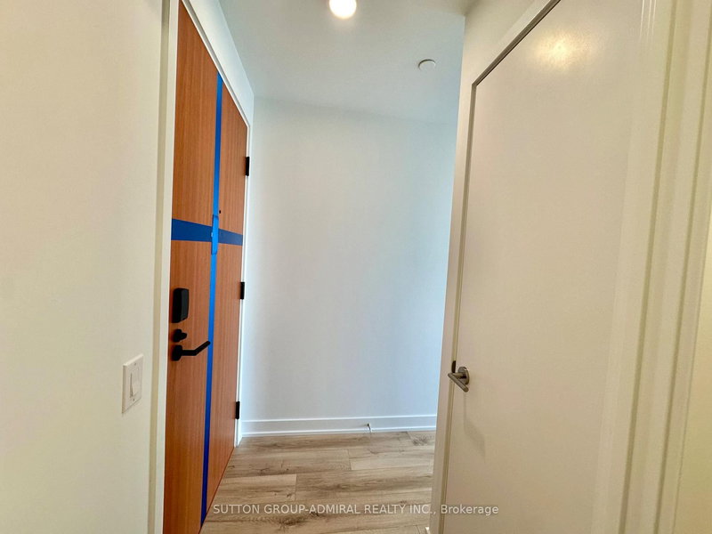 807 - 1660 Bloor St, Toronto, M6P 1A8 | Image 3