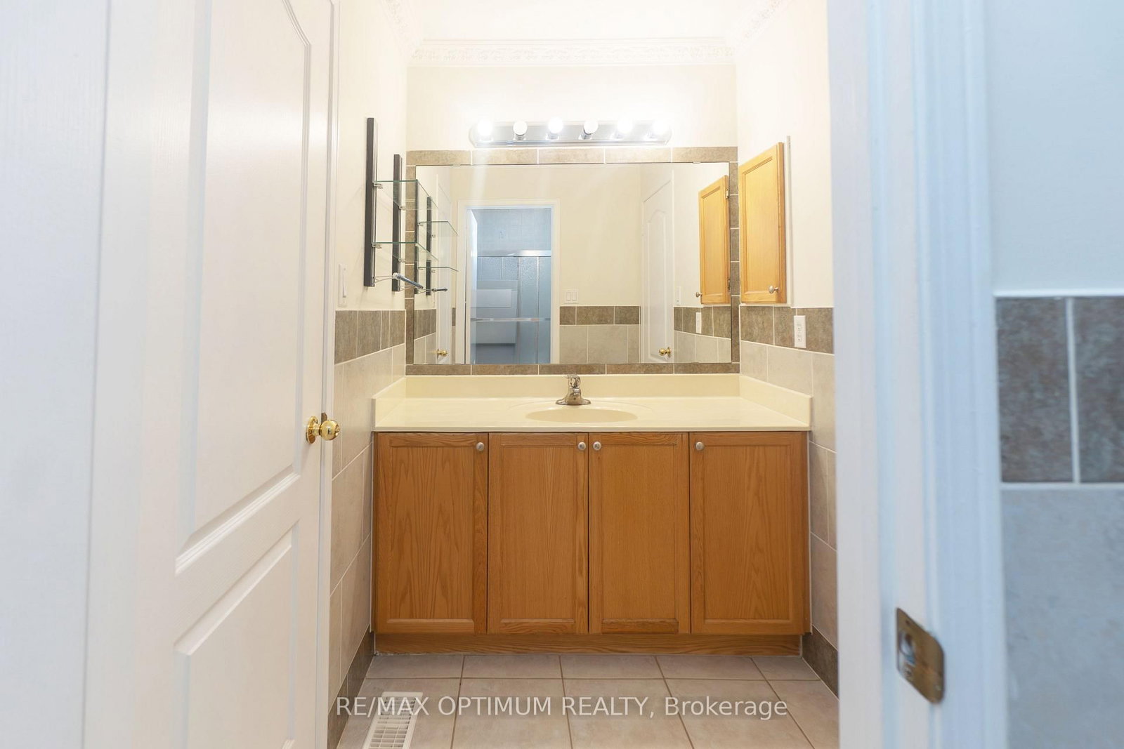 Detached House for sale at 12 Humbolt Crescent, Brampton, Ontario, L7A 3G7 - Fletcher's Meadow - MLS: W12923884