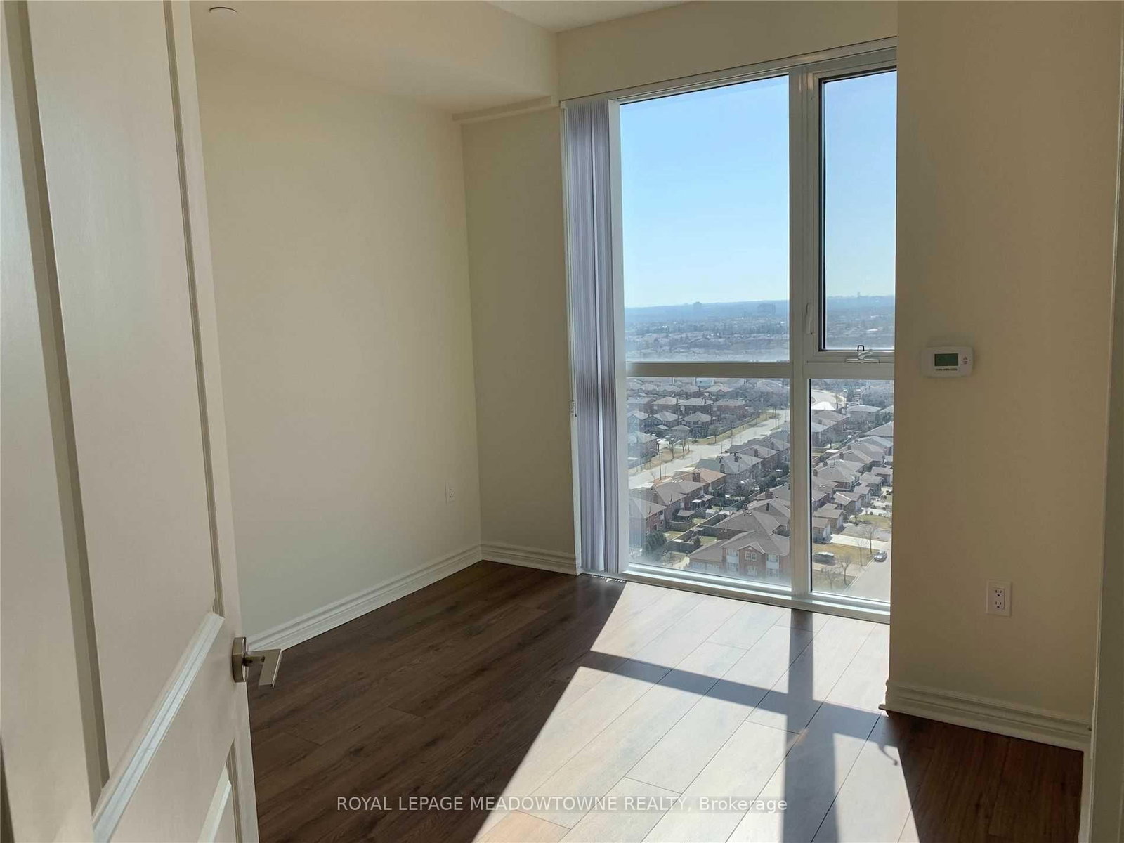 Condo for lease at 2016-349 Rathburn Road, Mississauga, Ontario, L5B 0G9 - Creditview - MLS: W12923942