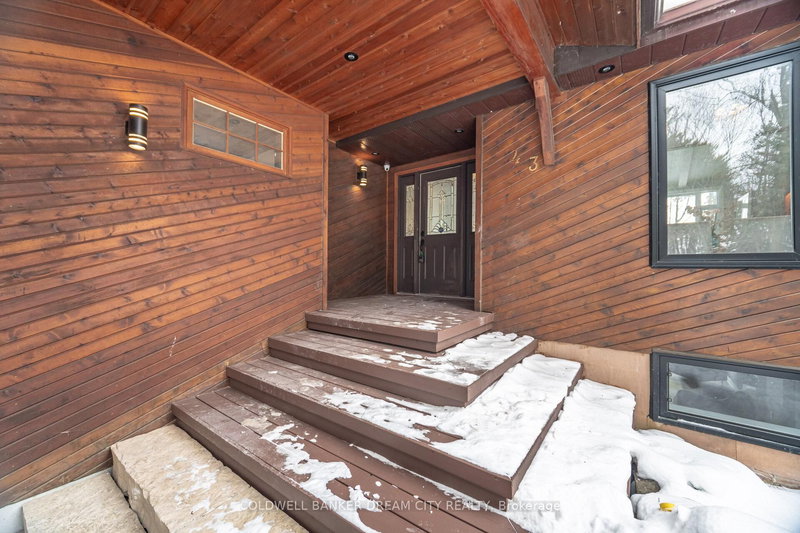 43 Olivers Lane, Caledon, L7C 1G5 | Image 3