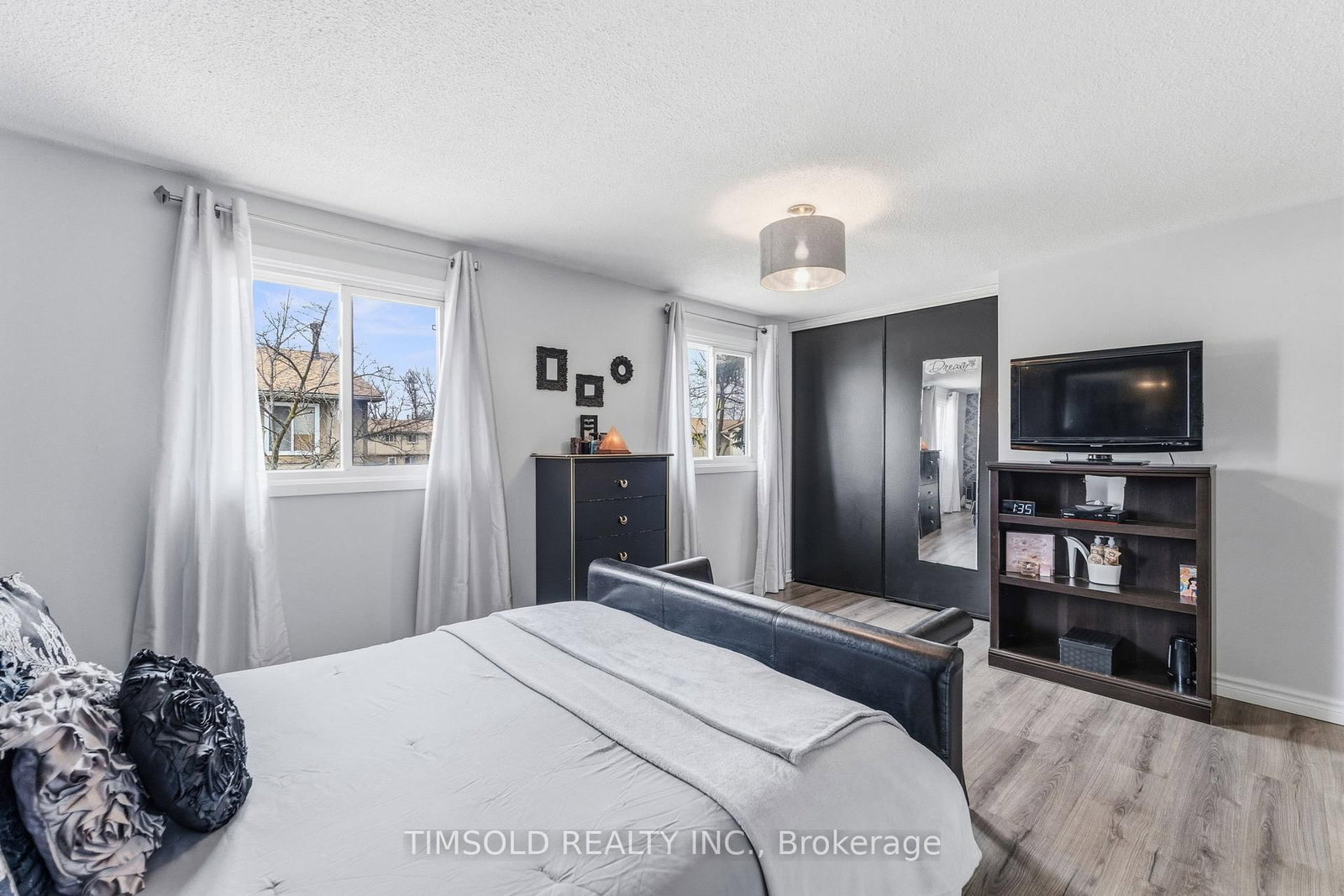 Townhouse for sale at 29-57 Hansen Road, Brampton, Ontario, L6V 3C6 - Madoc - MLS: W12924166