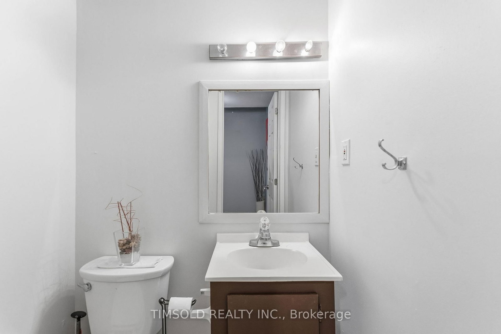 Townhouse for sale at 29-57 Hansen Road, Brampton, Ontario, L6V 3C6 - Madoc - MLS: W12924166