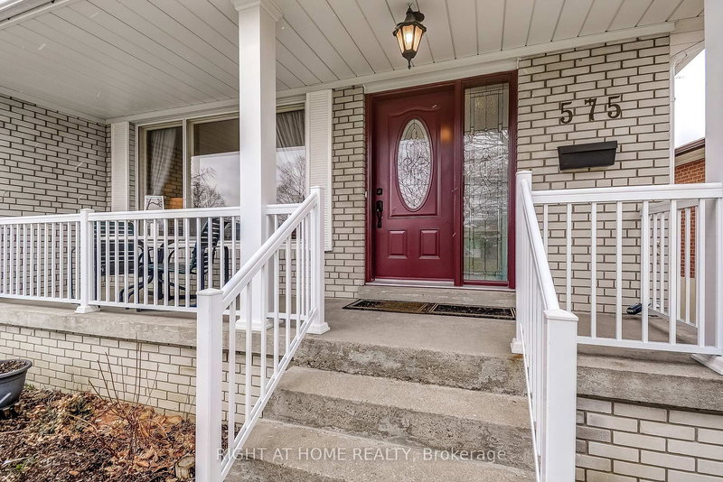 575 Eversley Dr, Mississauga, L5A 2E1 | Image 3