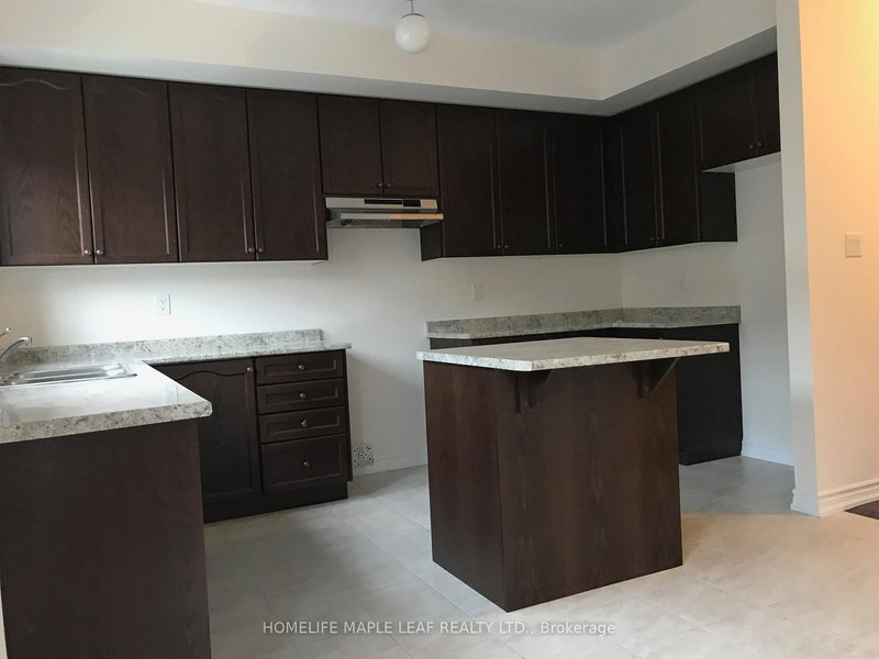 90 - 94 Aspen Hills Rd, Brampton, L6Y 6E4 | Image 3