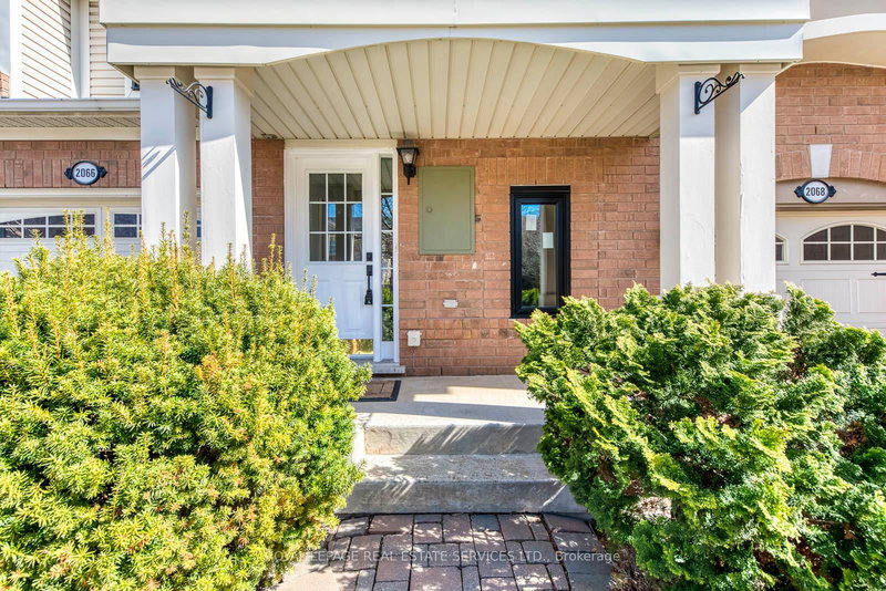 2066 Broadleaf Cres, Burlington, L7L 6S4 | Image 2