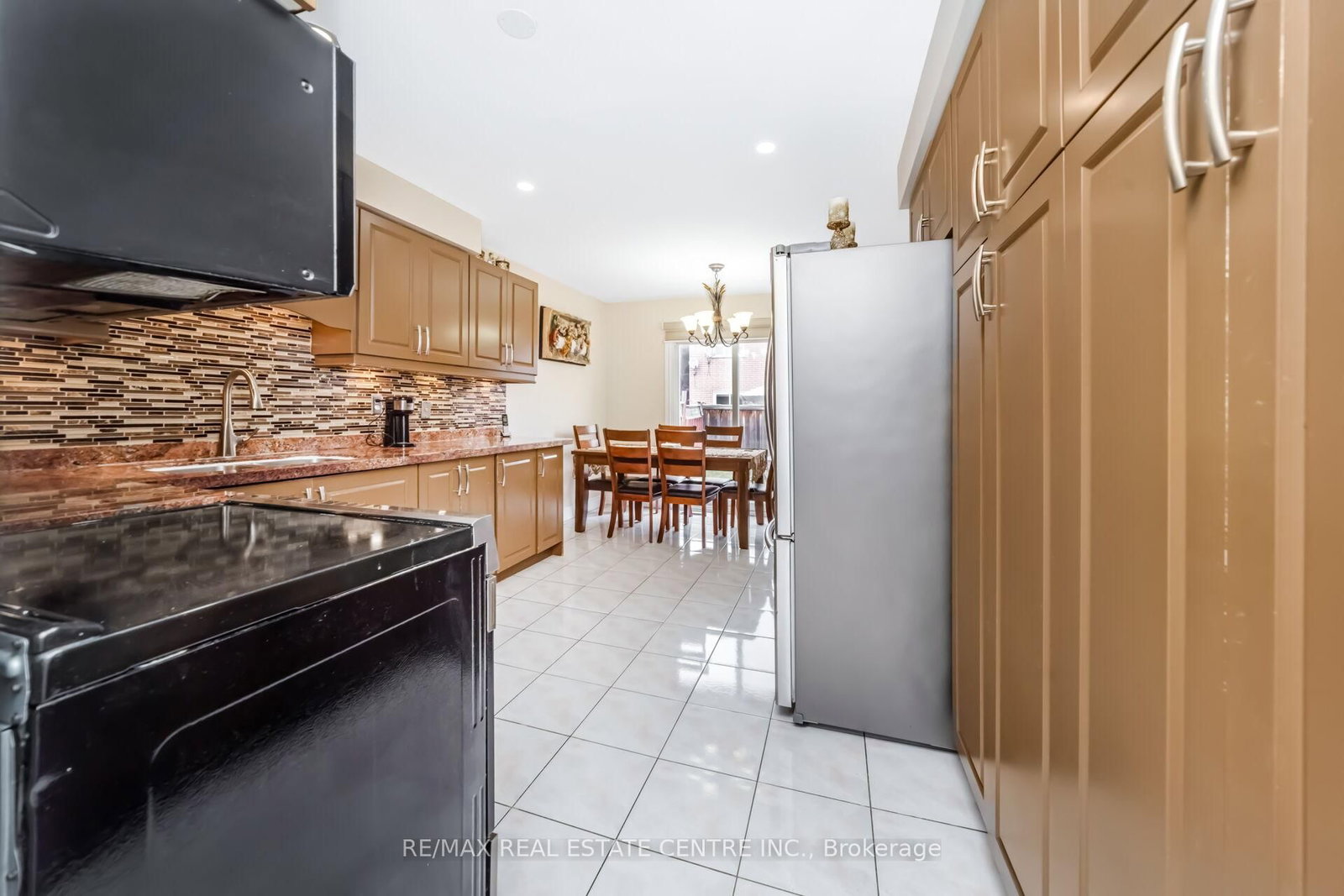 Detached House for sale at 55 Golden Eagle Road, Brampton, Ontario, L6R 1Z4 - Sandringham-Wellington - MLS: W12924948