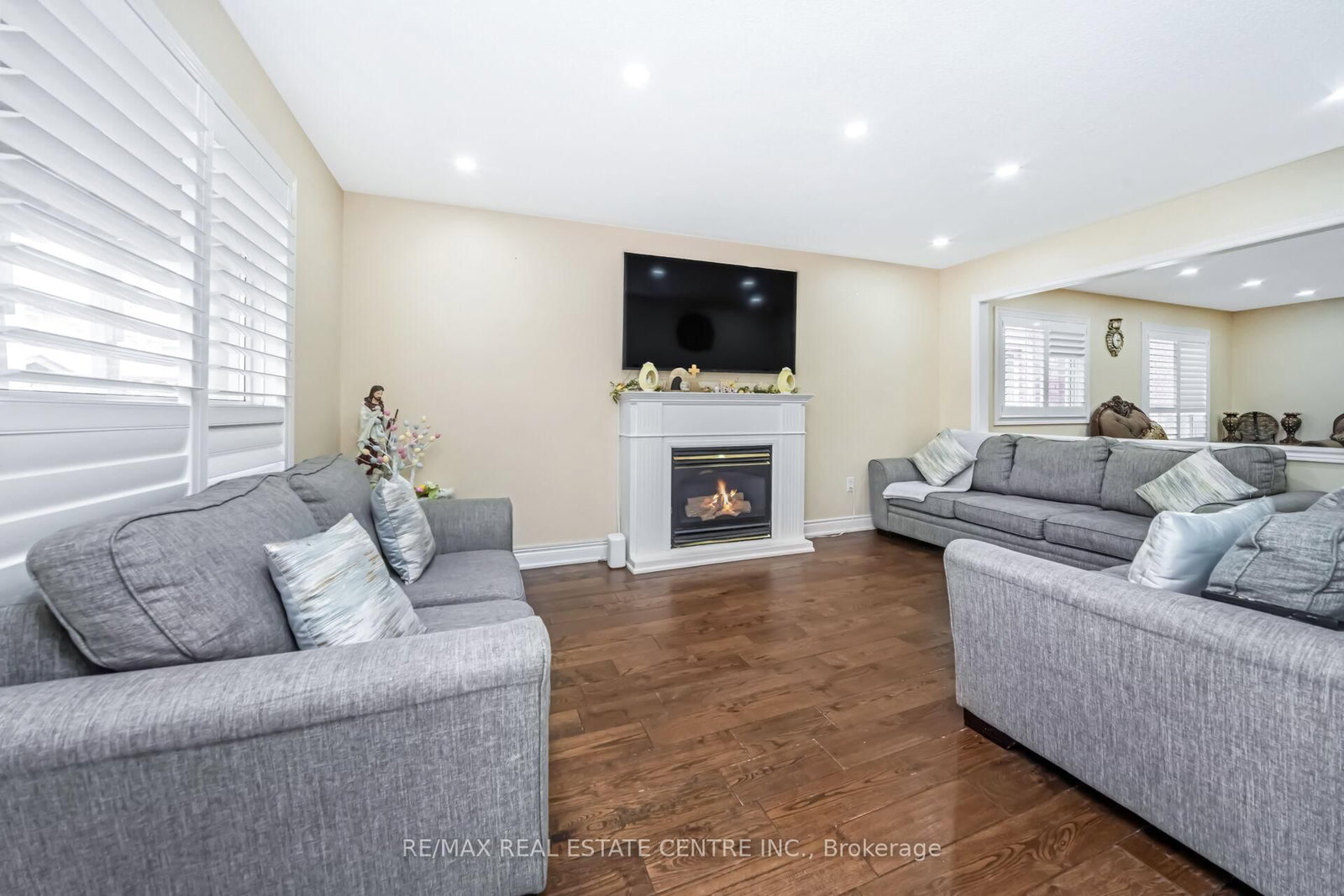 Detached House for sale at 55 Golden Eagle Road, Brampton, Ontario, L6R 1Z4 - Sandringham-Wellington - MLS: W12924948