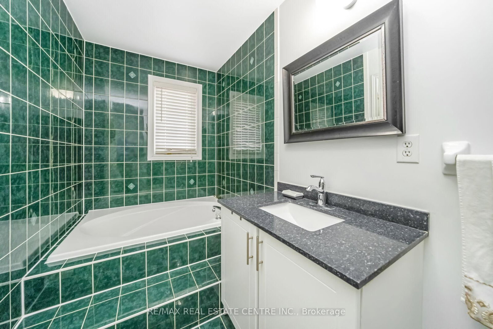 Detached House for sale at 55 Golden Eagle Road, Brampton, Ontario, L6R 1Z4 - Sandringham-Wellington - MLS: W12924948