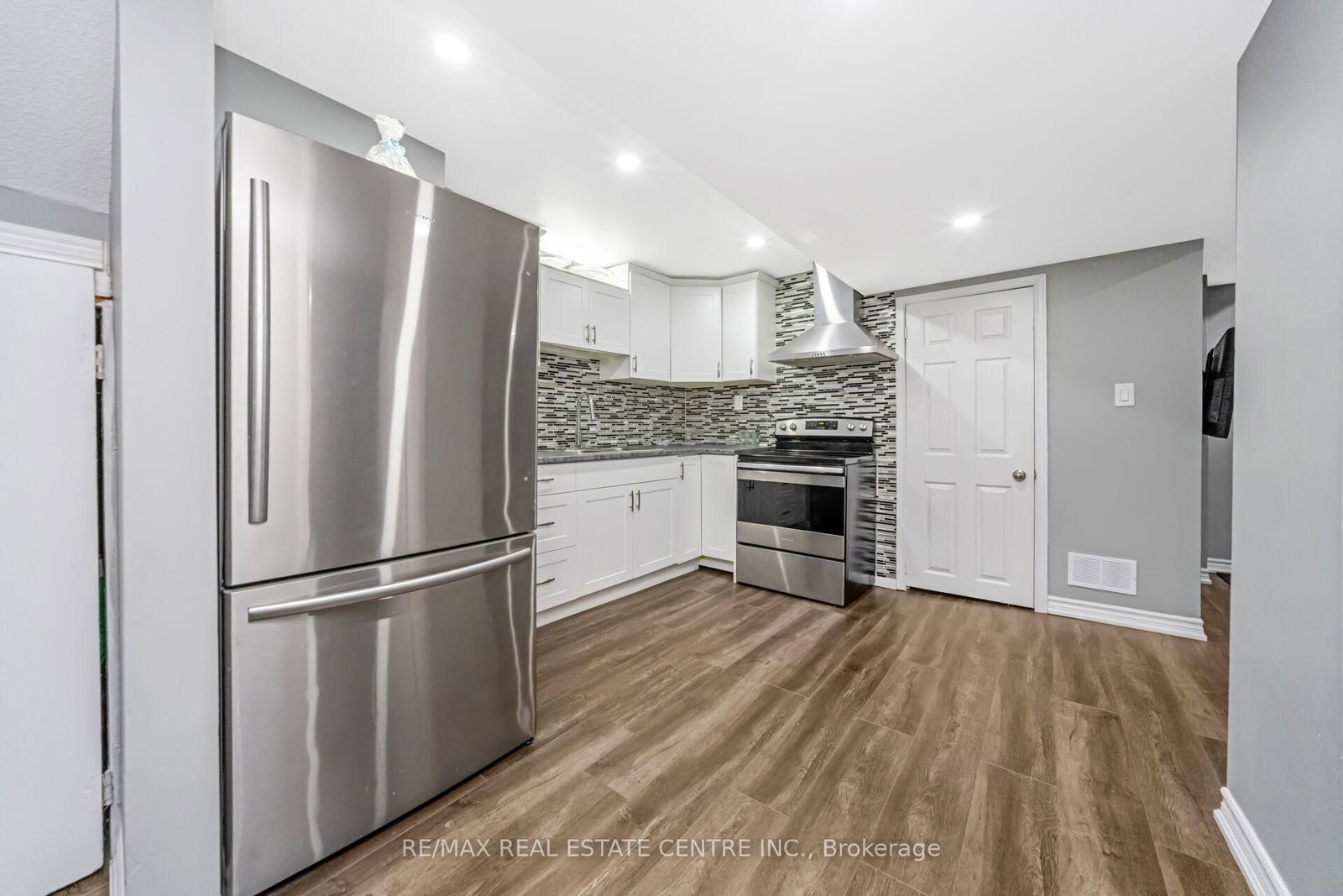 Detached House for sale at 55 Golden Eagle Road, Brampton, Ontario, L6R 1Z4 - Sandringham-Wellington - MLS: W12924948