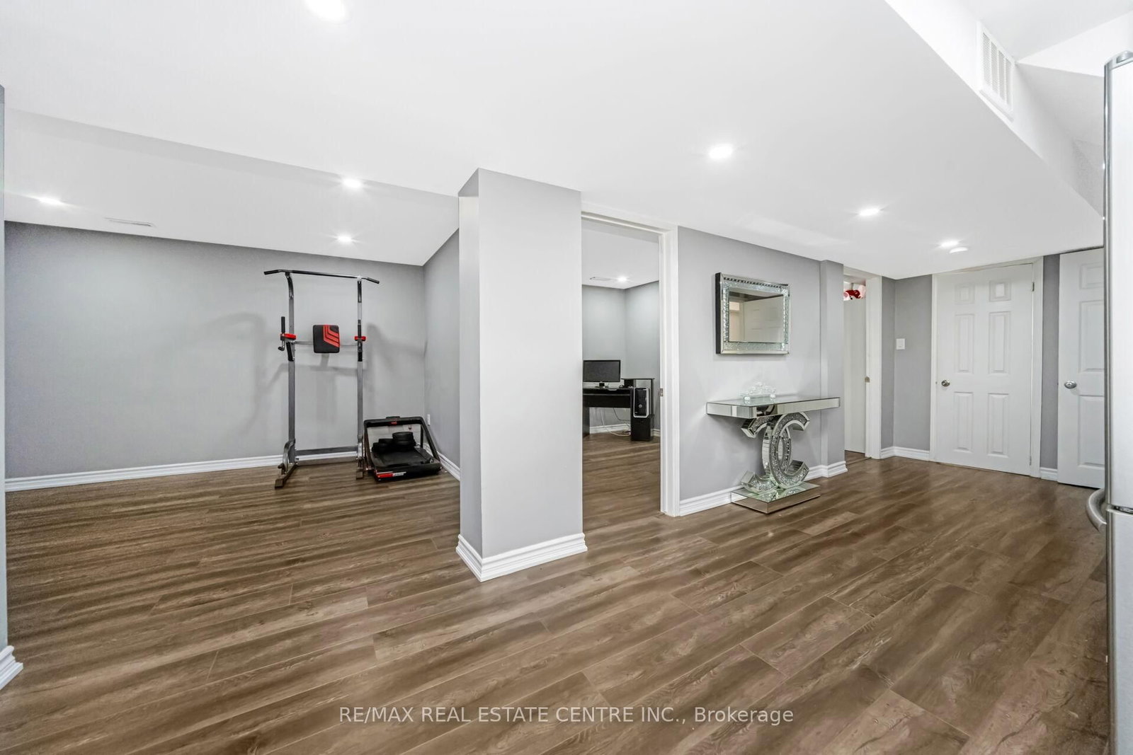 Detached House for sale at 55 Golden Eagle Road, Brampton, Ontario, L6R 1Z4 - Sandringham-Wellington - MLS: W12924948