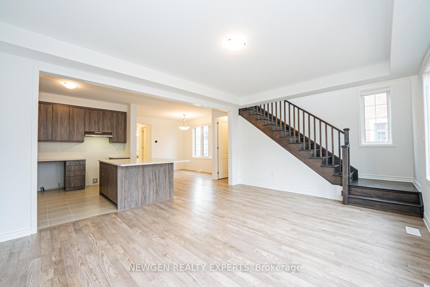 Detached House for sale at 1405 Fourth Line, Milton, Ontario, L9E 0G6 - Bowes - MLS: W12924980