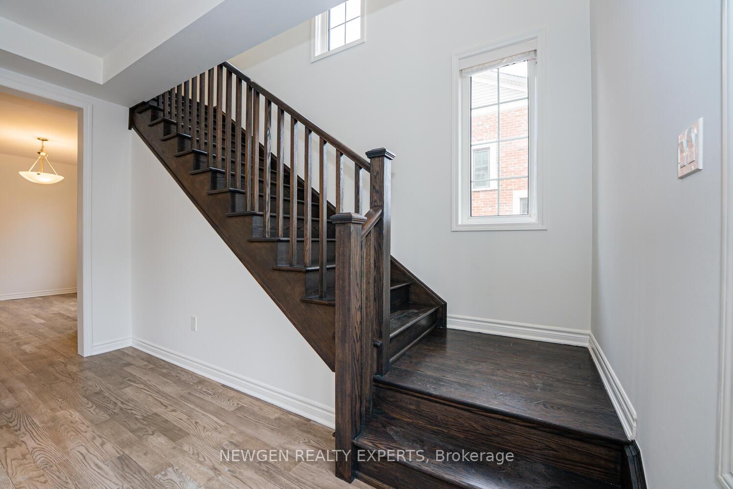 Detached House for sale at 1405 Fourth Line, Milton, Ontario, L9E 0G6 - Bowes - MLS: W12924980