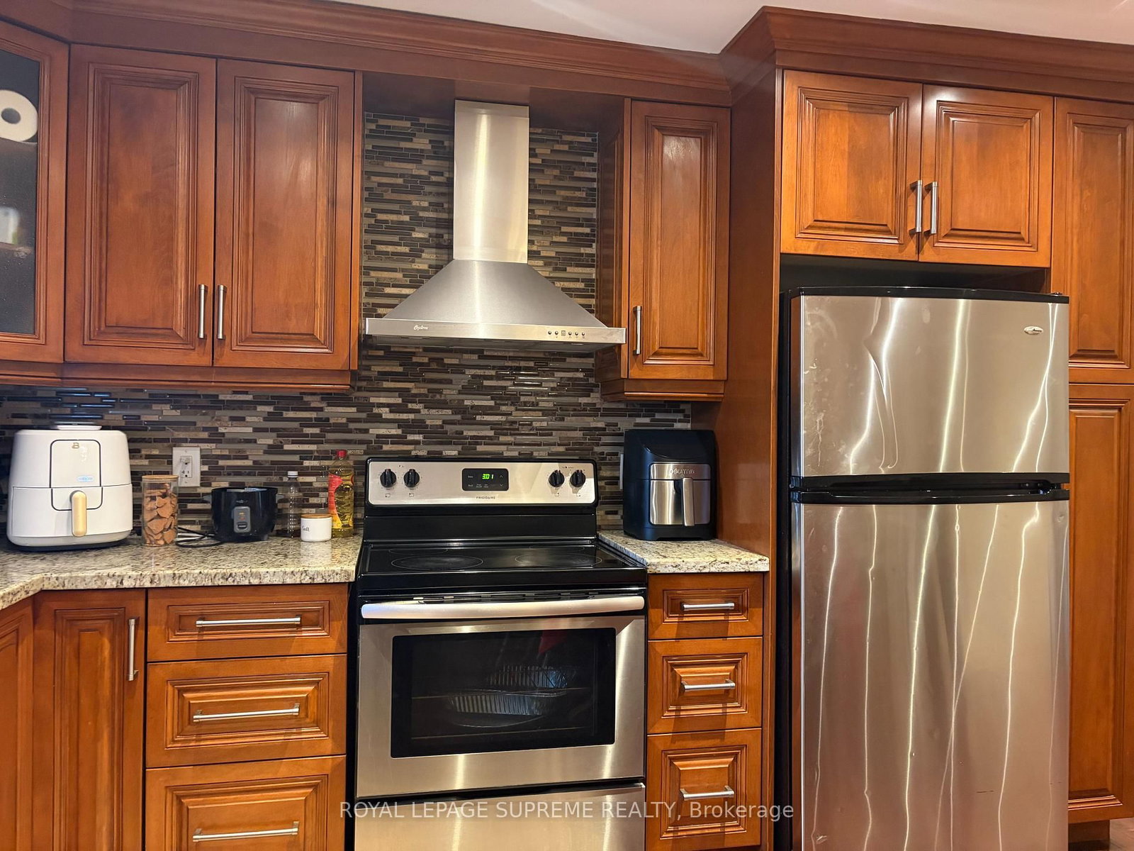 529 Rogers Road S - Photo 13