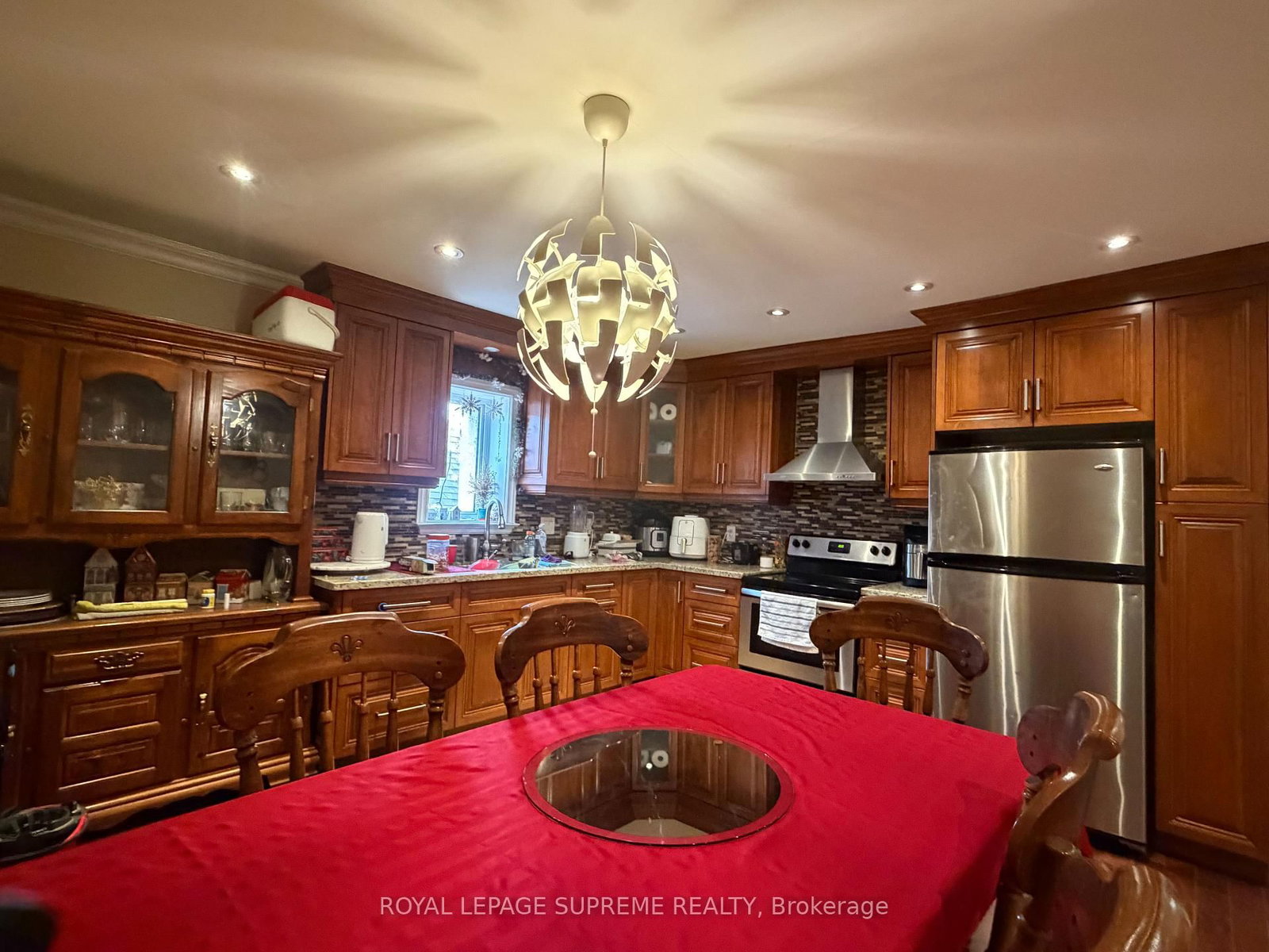 529 Rogers Road S - Photo 15