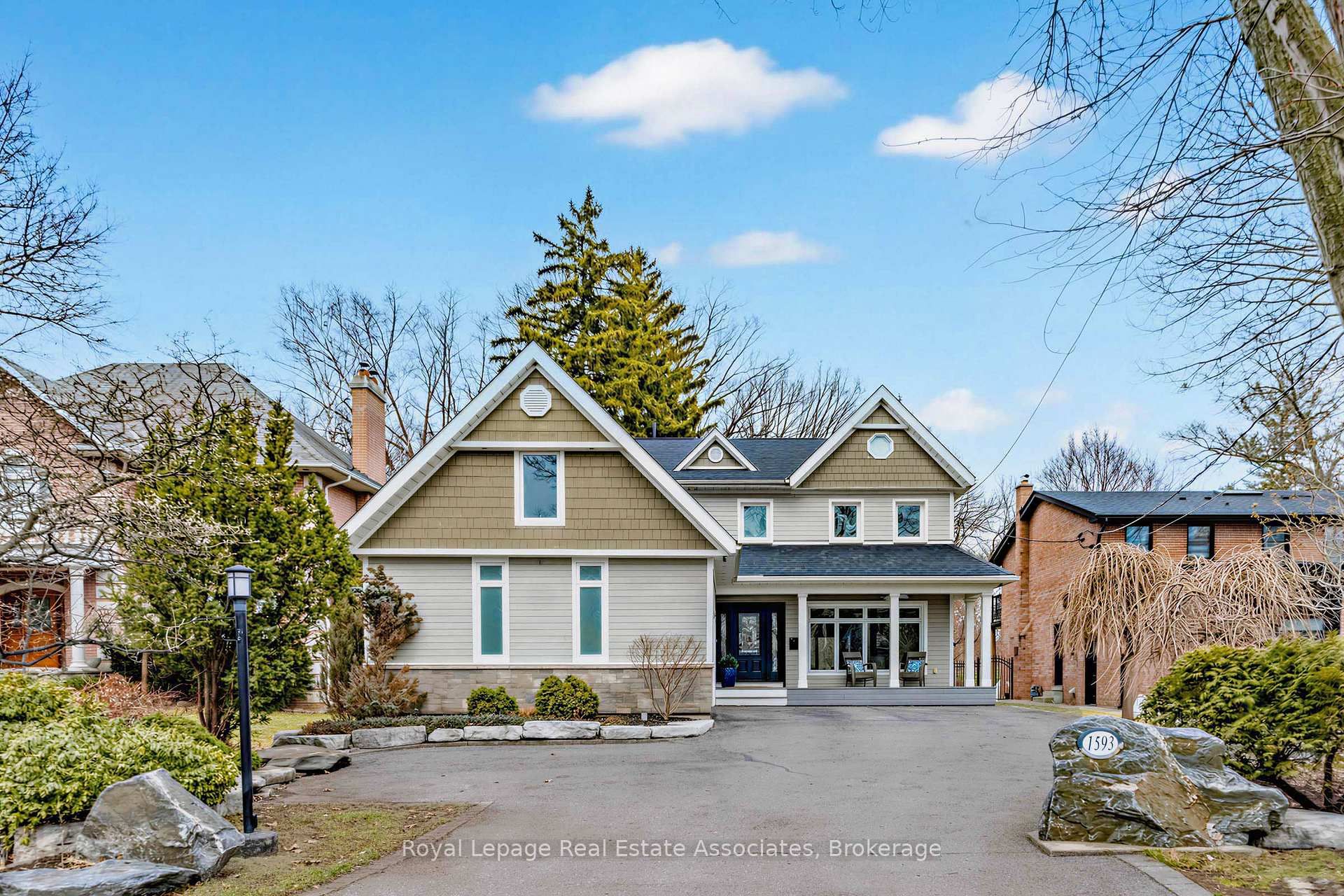 1593 Glenburnie Road