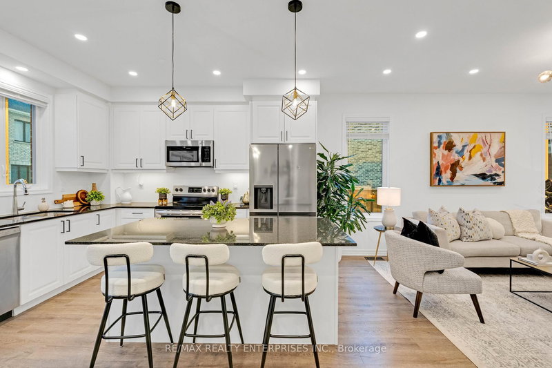 1536 Moira Cres, Milton, L9E 1Y1 | Image 3