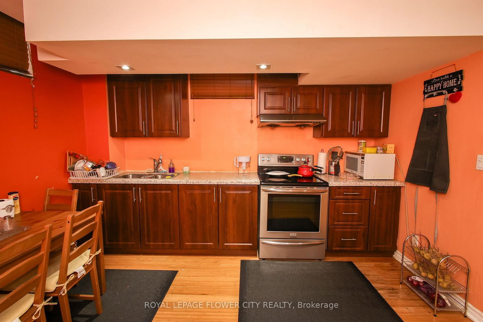 Listing Image 45