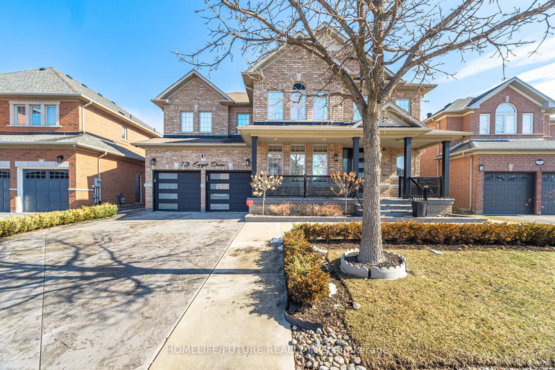 73 Egypt Dr, Brampton, L6R 0S4 | Image 2