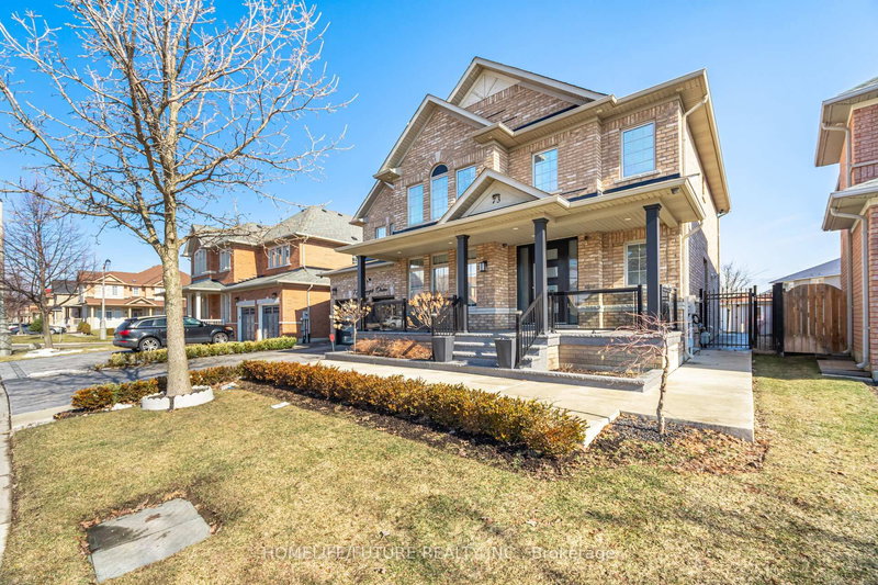 73 Egypt Dr, Brampton, L6R 0S4 | Image 3
