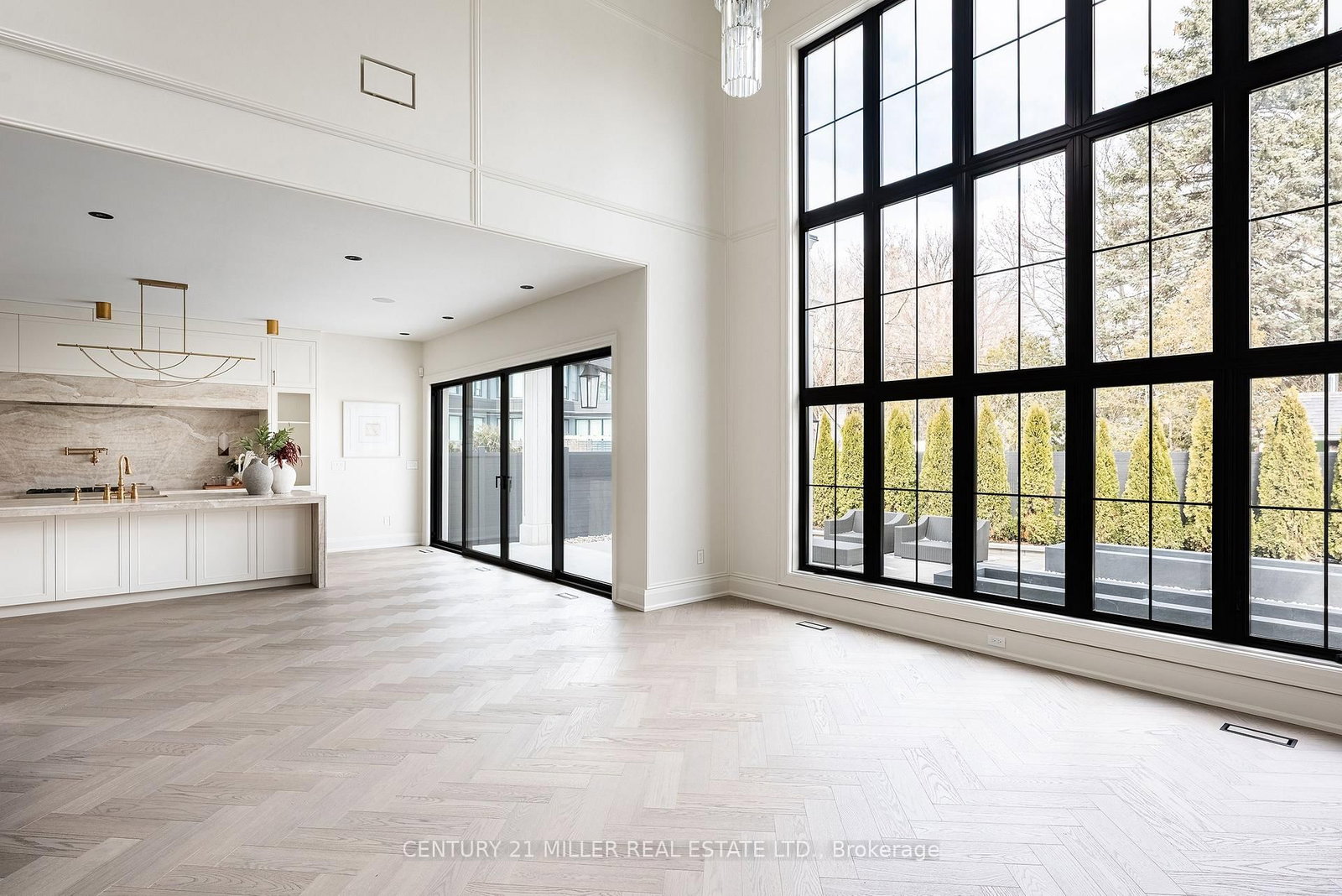 Detached House for sale at 517 Stafford Drive, Oakville, Ontario, L6L 4M4 - West - MLS: W12925558