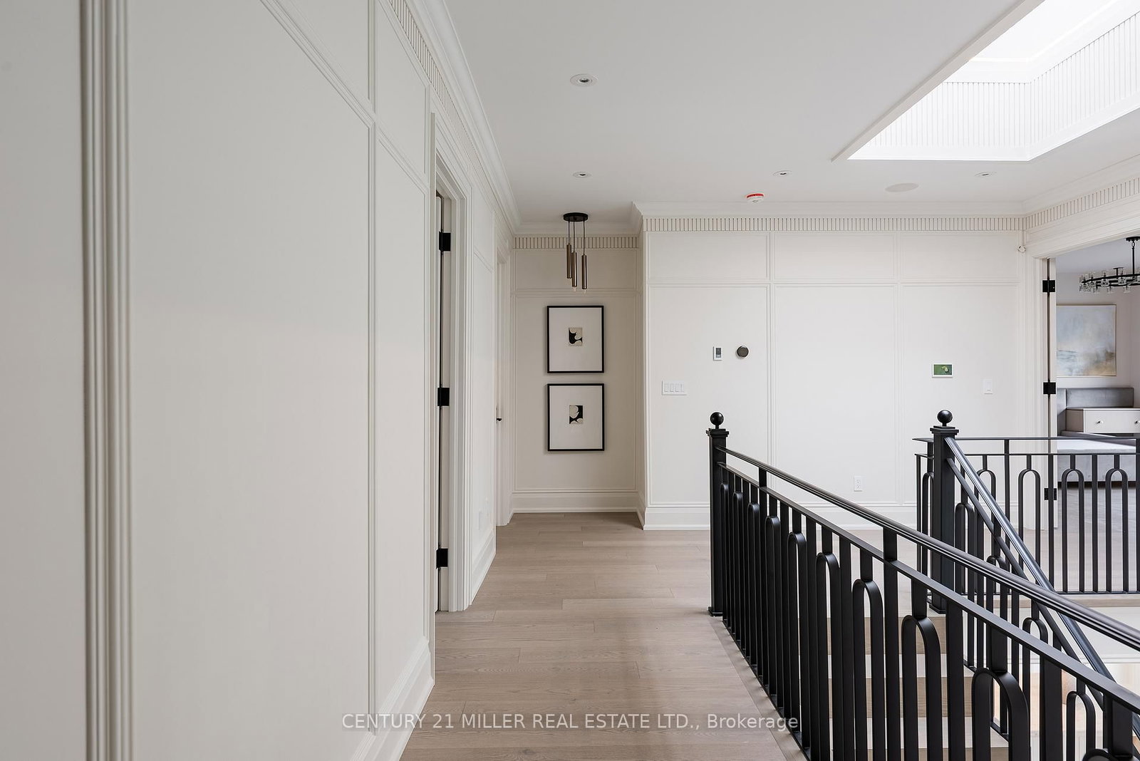 Detached House for sale at 517 Stafford Drive, Oakville, Ontario, L6L 4M4 - West - MLS: W12925558