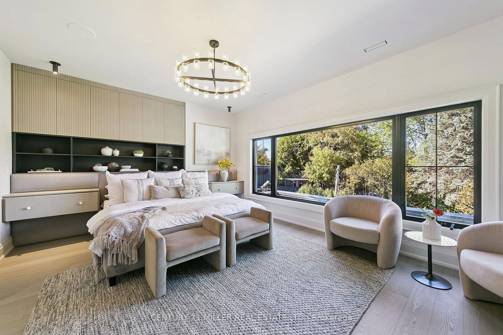 Detached House for sale at 517 Stafford Drive, Oakville, Ontario, L6L 4M4 - West - MLS: W12925558