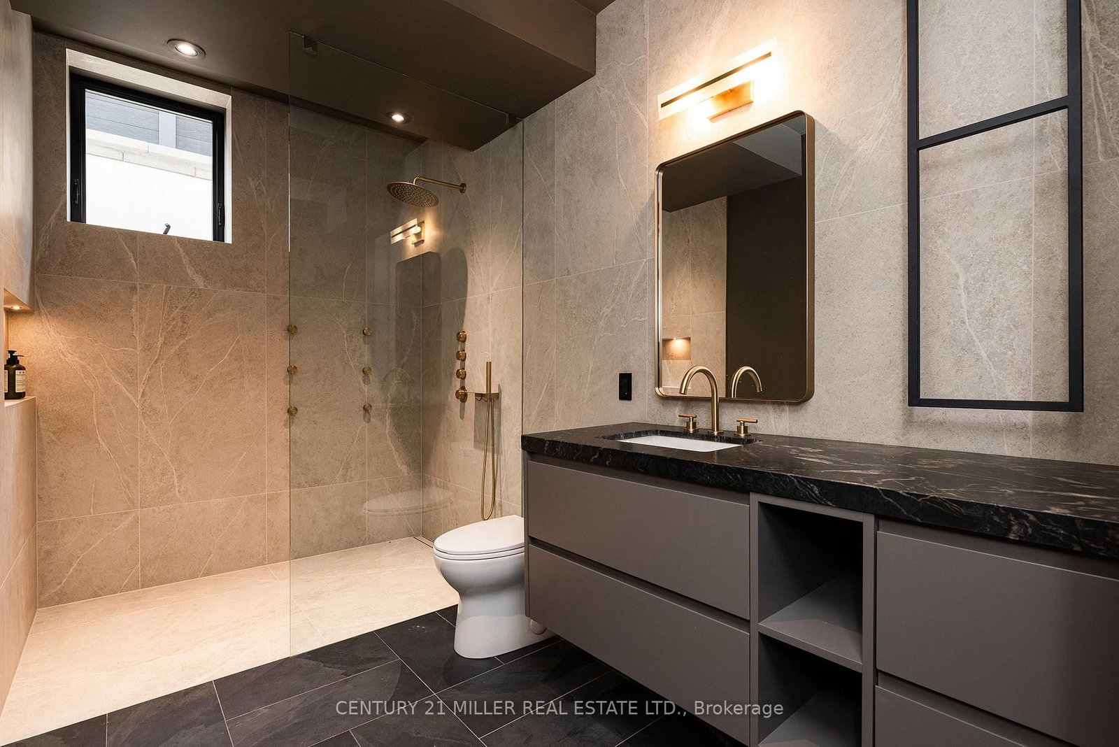 Detached House for sale at 517 Stafford Drive, Oakville, Ontario, L6L 4M4 - West - MLS: W12925558