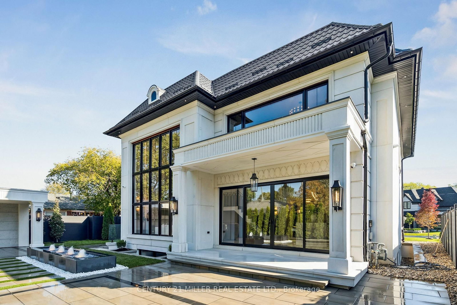 Detached House for sale at 517 Stafford Drive, Oakville, Ontario, L6L 4M4 - West - MLS: W12925558