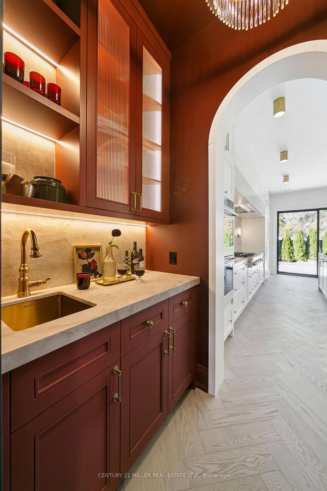 Detached House for sale at 517 Stafford Drive, Oakville, Ontario, L6L 4M4 - West - MLS: W12925558