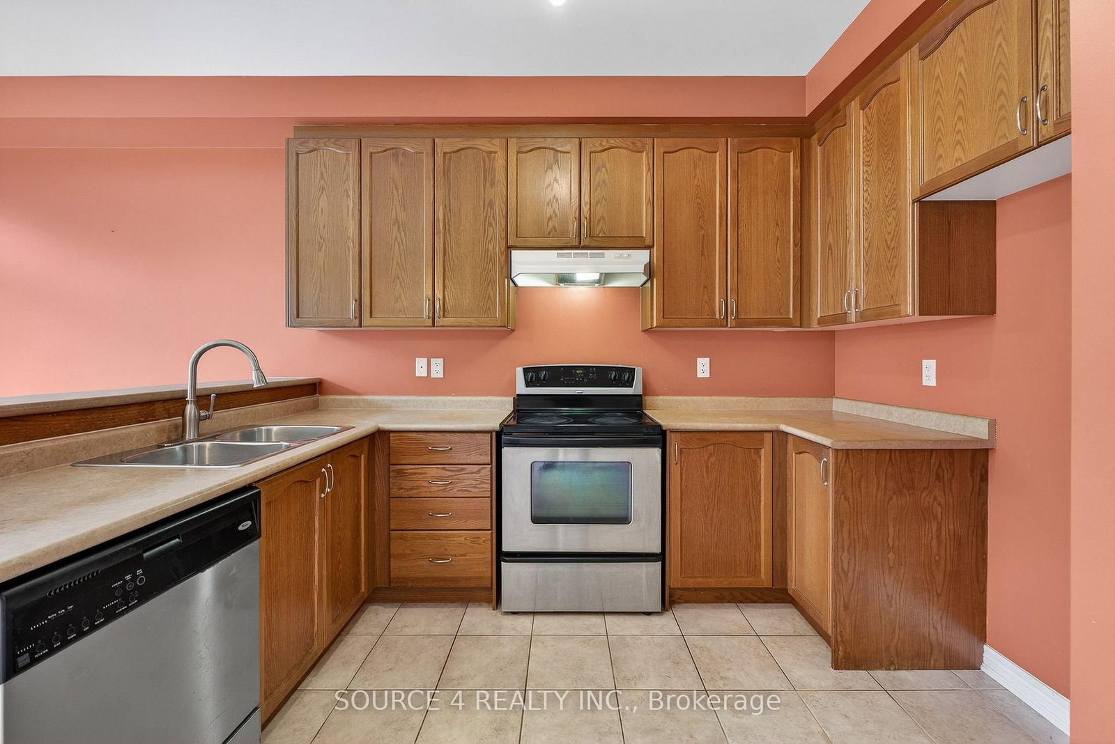 Semi-Detached House for sale at 19 Rainy Dale Road, Brampton, Ontario, L6V 4S7 - Madoc - MLS: W12925566